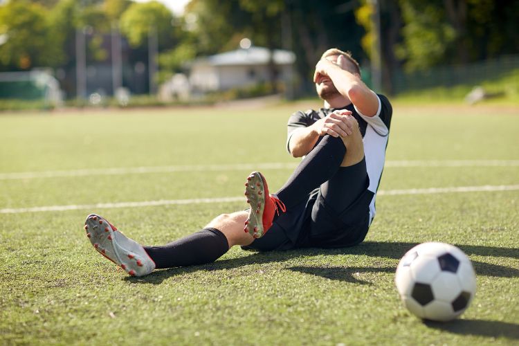 Sports injury treatment in Faridabad knee shoulder ligament Dr. Sunil Choudhary UK trained orthopedic sports specialist